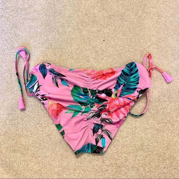NEVER WORN Pink Tropical Bikini Bottom - Picture 2 of 3